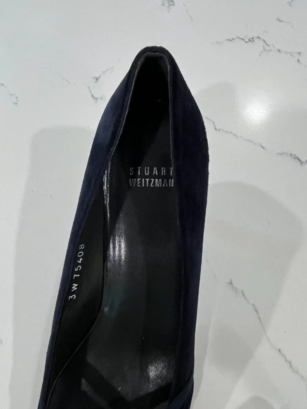 Stuart Weitzman Women's Navy Blue Suede Kitten Heels Size 9 N